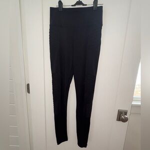 NWOT Athleta Delancey Motto tight sz ST